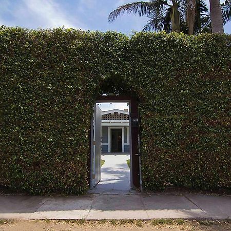 Hollywood'S Garden Paradise At World Artists Living Villa Los Angeles Exterior photo